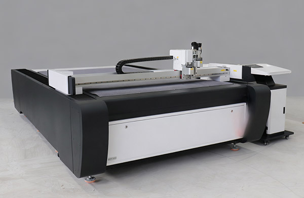 Oscillating Knife Cutting Machine